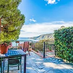 Prázdninový dům Beautiful Seaview By Interhome