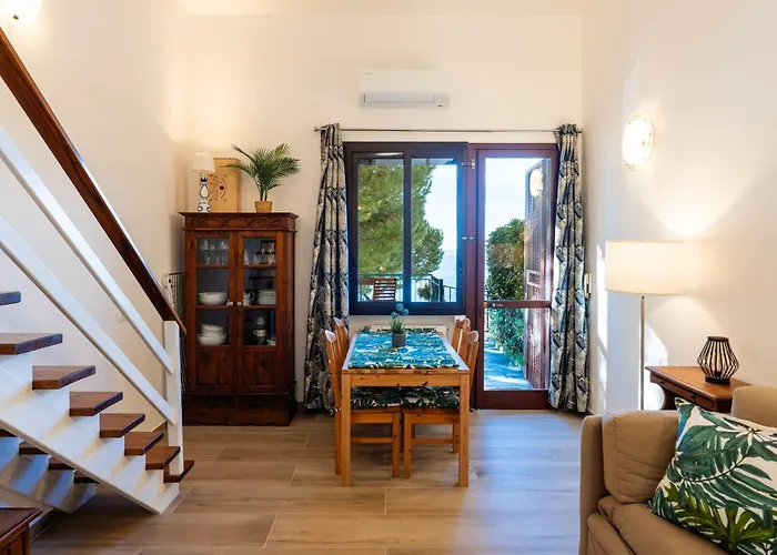 Beautiful Seaview By Interhome * オスペダレッティ