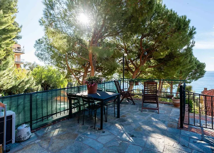 別荘 Beautiful Seaview By Interhome オスペダレッティ