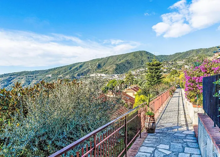 別荘 Beautiful Seaview By Interhome オスペダレッティ